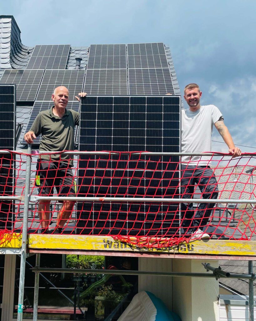 Photovoltaik Solaranlage Smart home Elektriker Elektro Elektrik Wärmepumpe Wärme Heizen Heizung Wallbox Solar Ladestation Emobilität Herdorf Siegen Neunkirchen Betzdorf Burbach Altenkirchen Westerwald Eauto Laden Sparen Stromkosten Meister