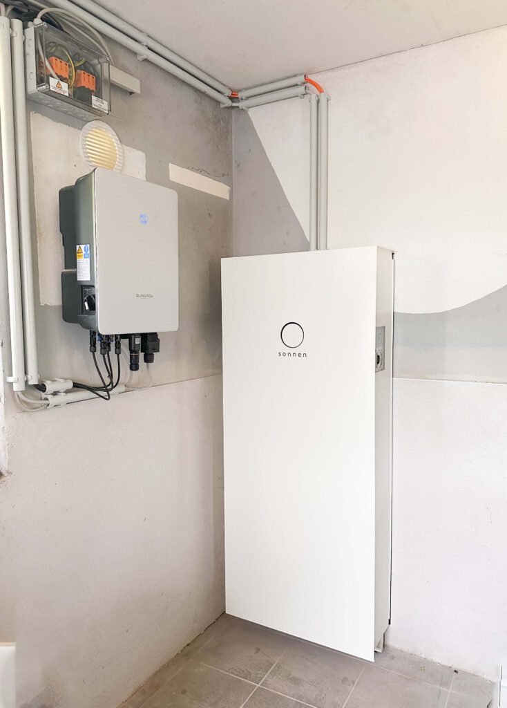 Photovoltaik Solaranlage Smart home Elektriker Elektro Elektrik Wärmepumpe Wärme Heizen Heizung Wallbox Solar Ladestation Emobilität Herdorf Siegen Neunkirchen Betzdorf Burbach Altenkirchen Westerwald Eauto Laden Sparen Stromkosten Meister