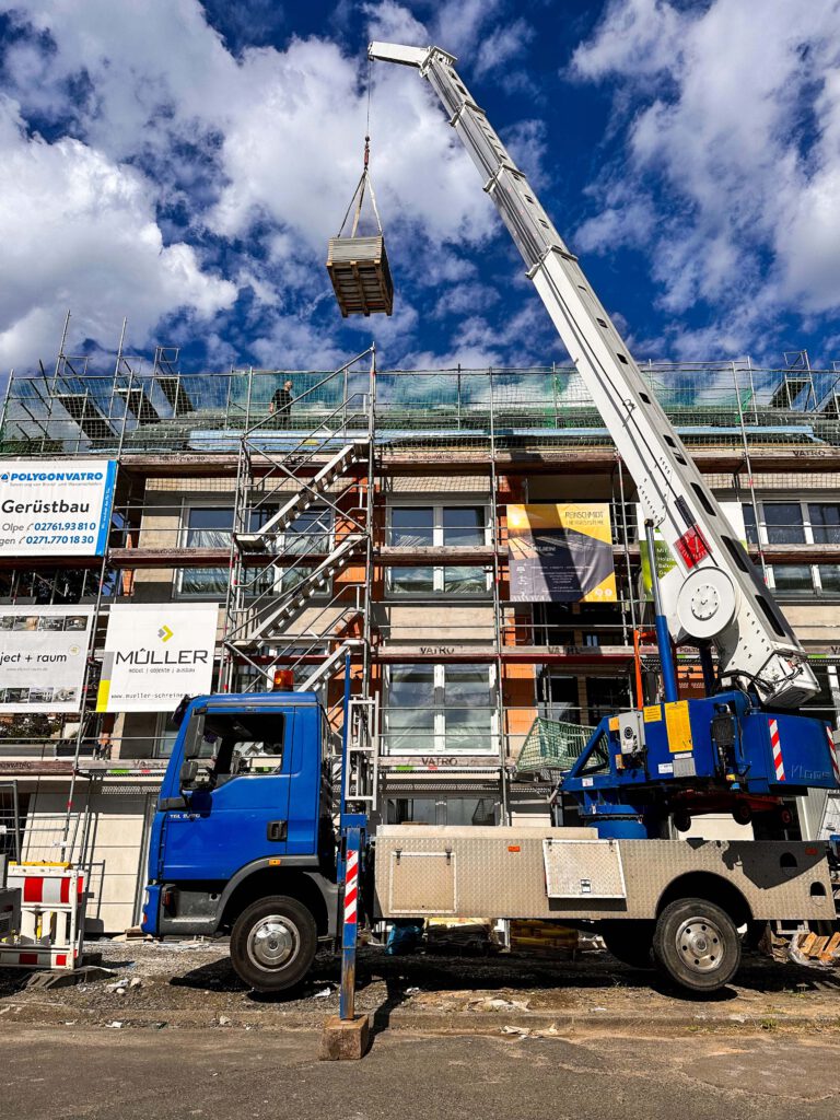 Photovoltaik Solaranlage Smart home Elektriker Elektro Elektrik Wärmepumpe Wärme Heizen Heizung Wallbox Solar Ladestation Emobilität Herdorf Siegen Neunkirchen Betzdorf Burbach Altenkirchen Westerwald Eauto Laden Sparen Stromkosten Meister
