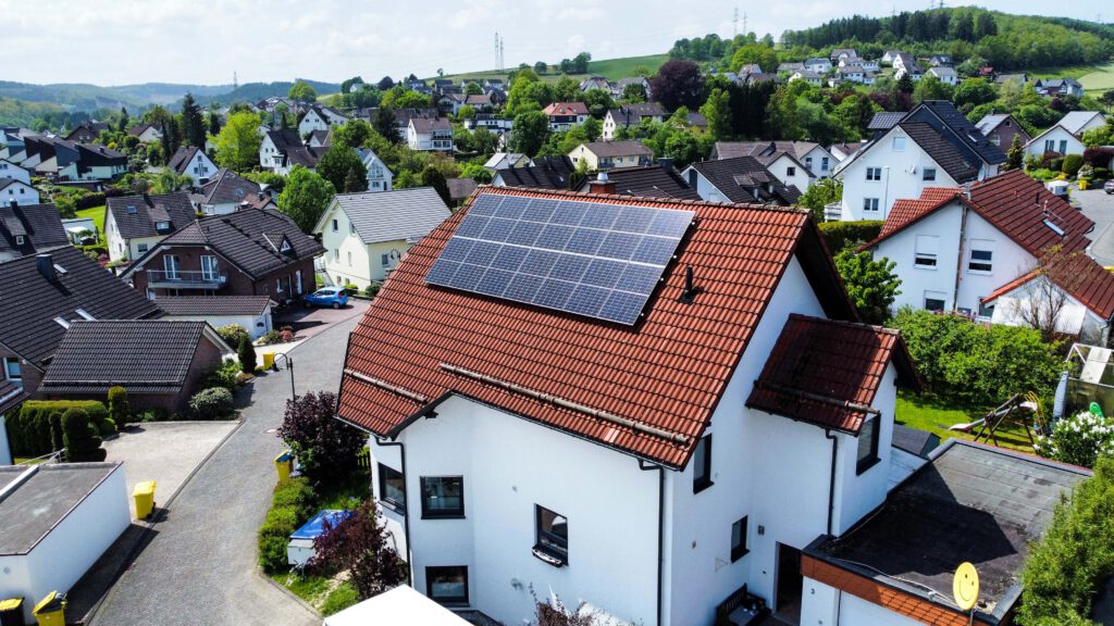 Solar Solaranlage PV Photovoltaik Siegen Herdorf Betzdorf Altenkirchen Westerwald Elektro Strom Wallbox Erneuerbar Energie