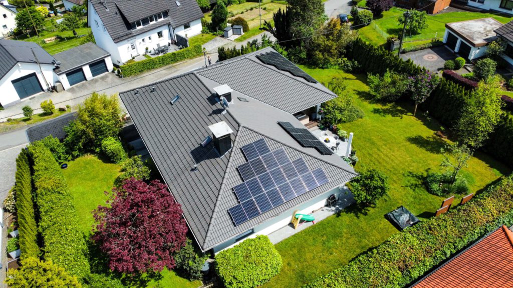 Solar Solaranlage PV Photovoltaik Siegen Herdorf Betzdorf Altenkirchen Westerwald Elektro Strom Wallbox Erneuerbar Energie